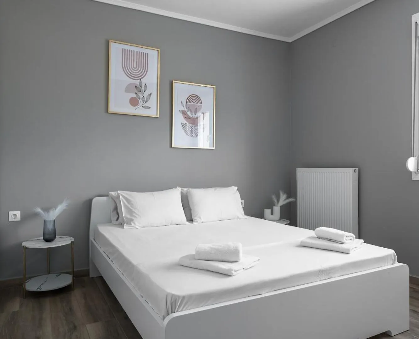 Niraya 2 Bedroom Penthouse, The Luxury Suites Thessaloniki Greece