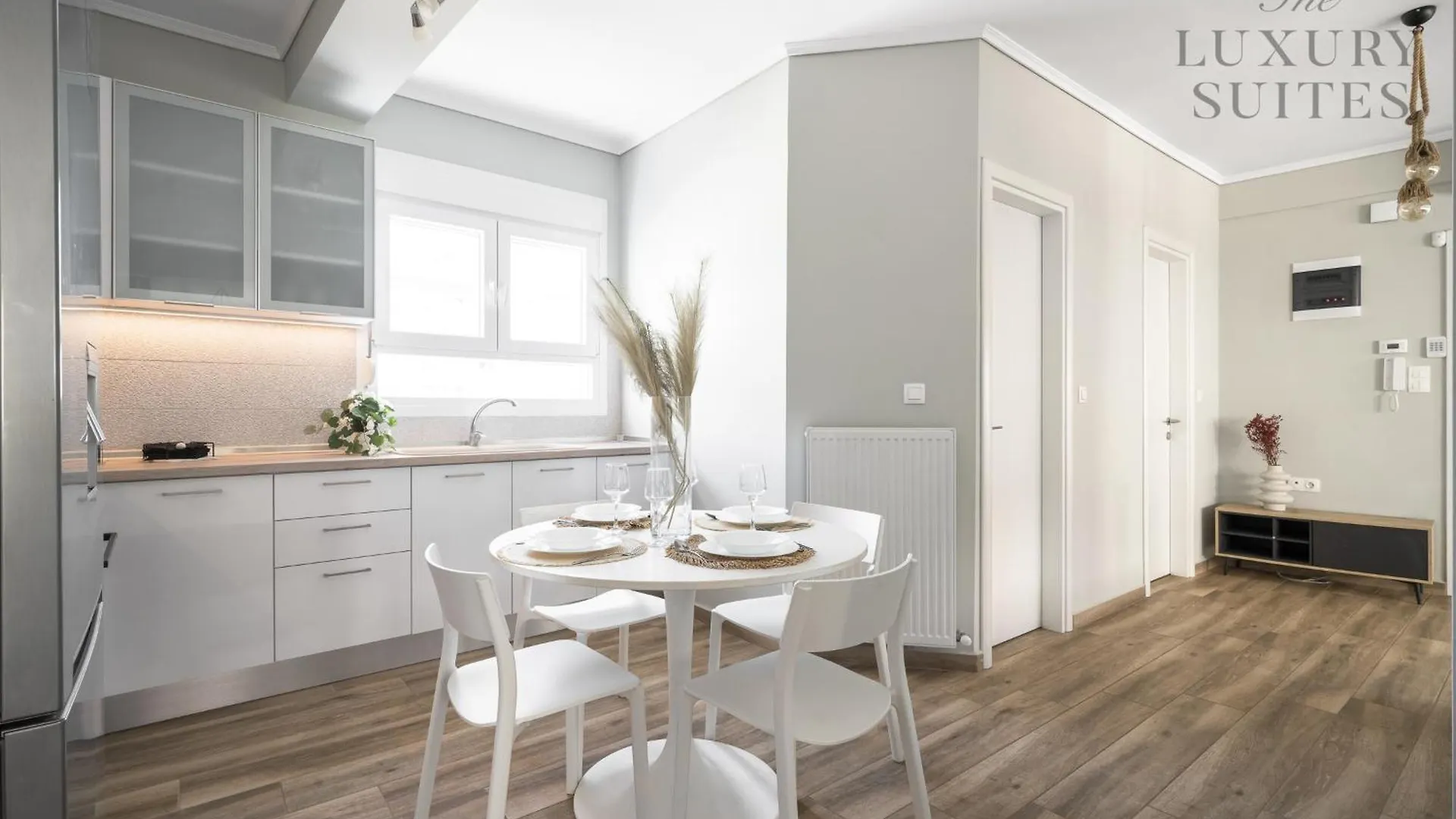 Niraya 2 Bedroom Penthouse, The Luxury Suites Thessaloniki Apartment